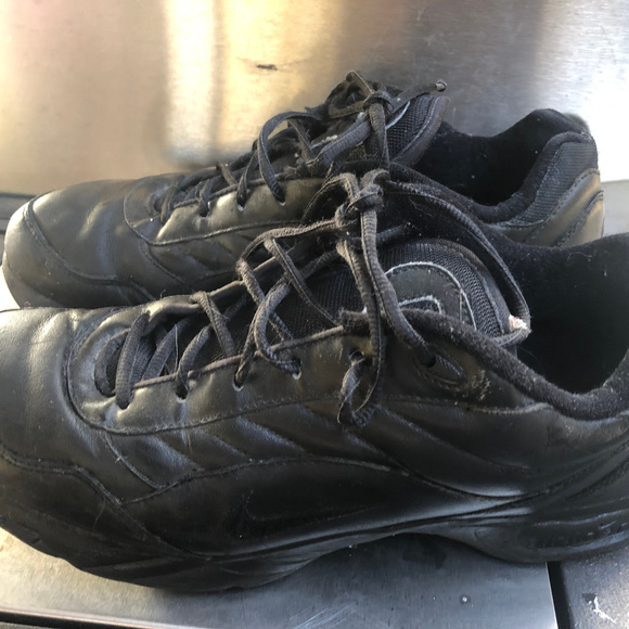 men's nike black leather sneakers